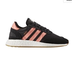 Adidas Iniki sneakers